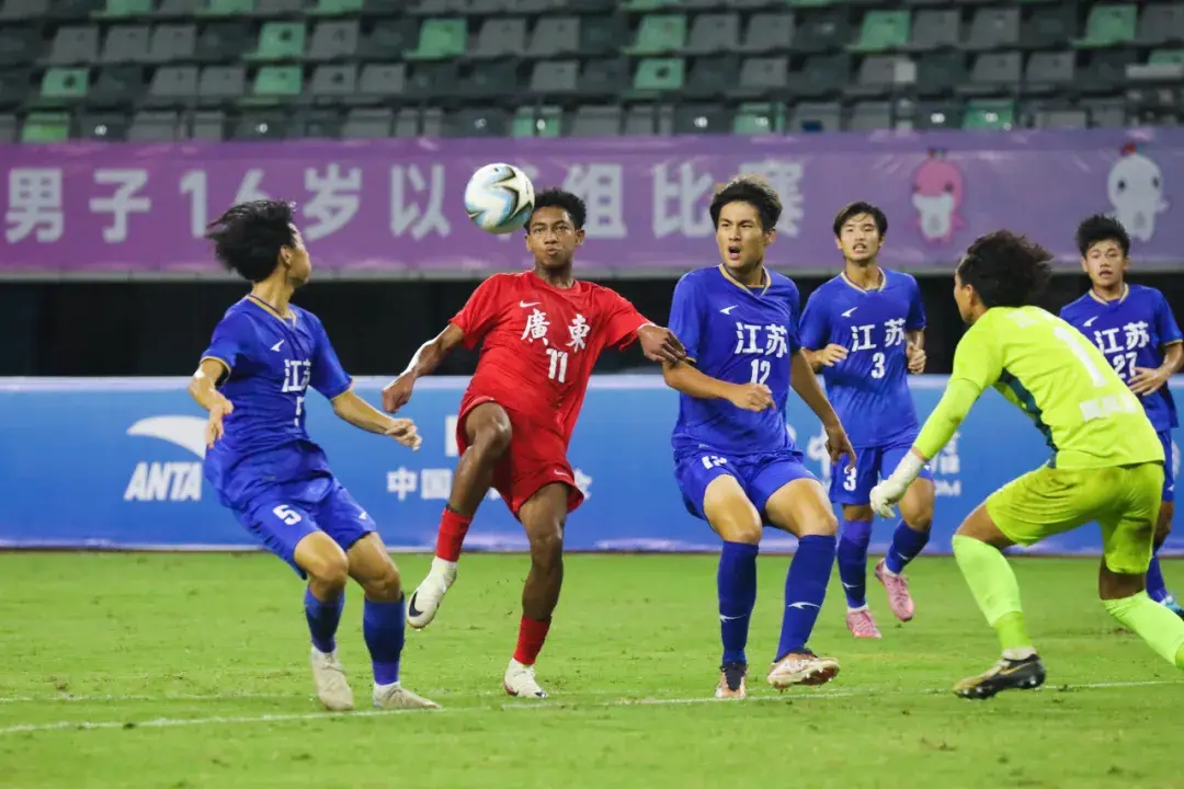 当主裁判张 当主裁判张