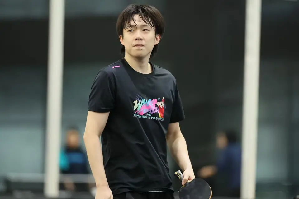 支女团参加, 在第三组, div