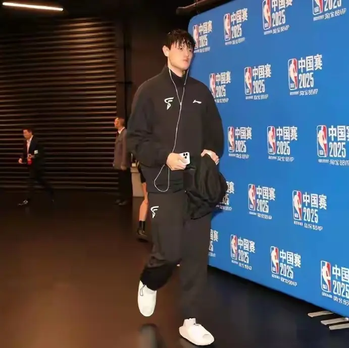 凡博, 篮球名宿马 凡博, 篮球名宿马