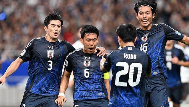 称中国足球 称中国足球